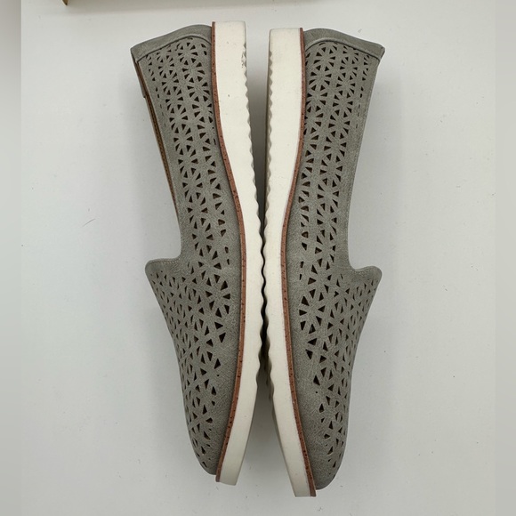 LIFESTRIDE Gray Lasor Cut Slip-On Zamora Loafer | Size 8.5 - Picture 8 of 14